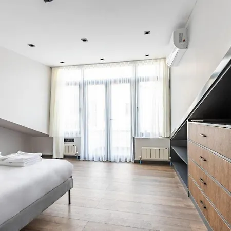 Apartment Duplex Penthouse Wparking 3bd2bath Views! #340