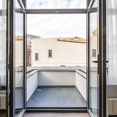 Apartment Duplex Penthouse Wparking 3bd2bath Views! #340 Istanbul