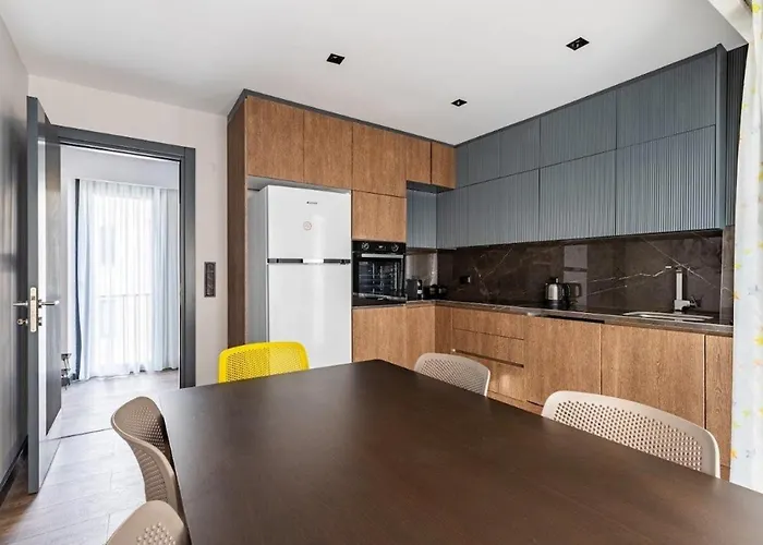 Appartamento Duplex Penthouse Wparking 3bd2bath Views! #340