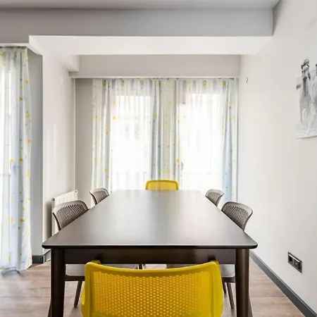 Duplex Penthouse Wparking 3bd2bath Views! #340 דירה *