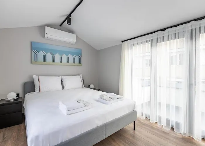 Duplex Penthouse Wparking 3bd2bath Views! #340 Apartment *